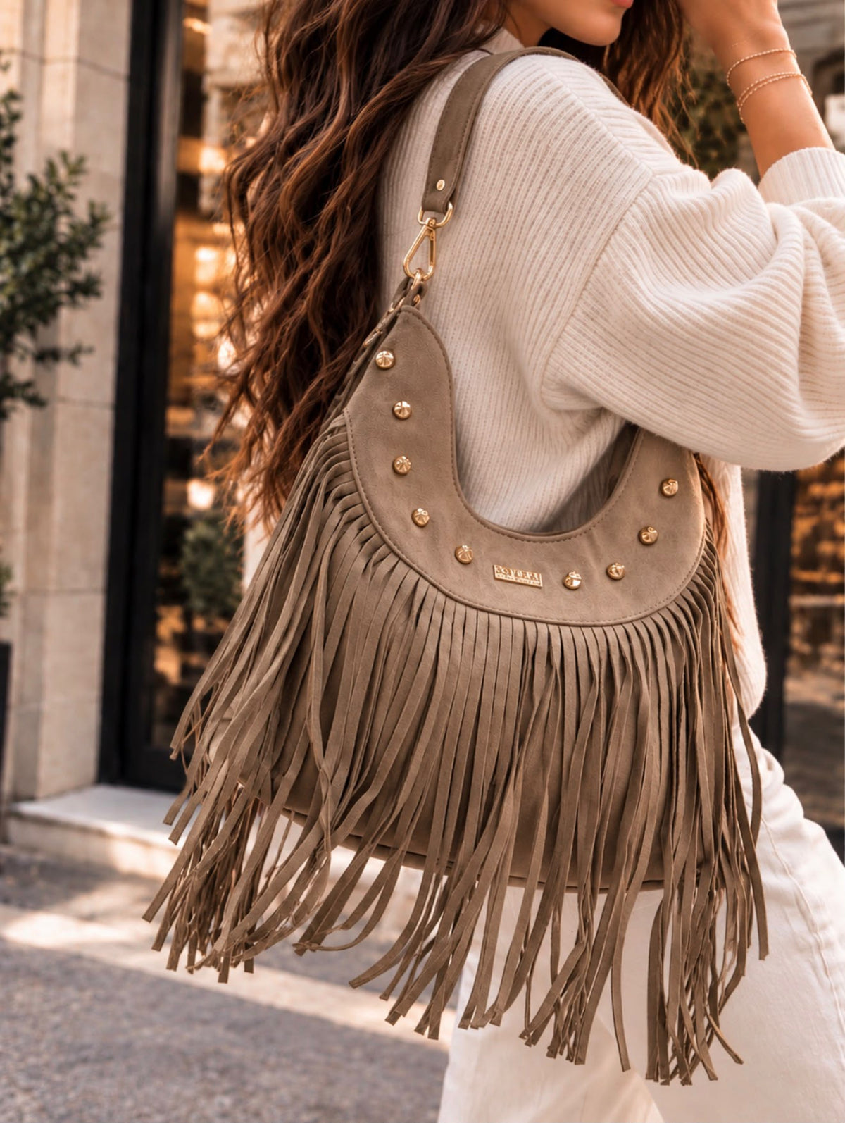 Loren Taupe - Borsa
