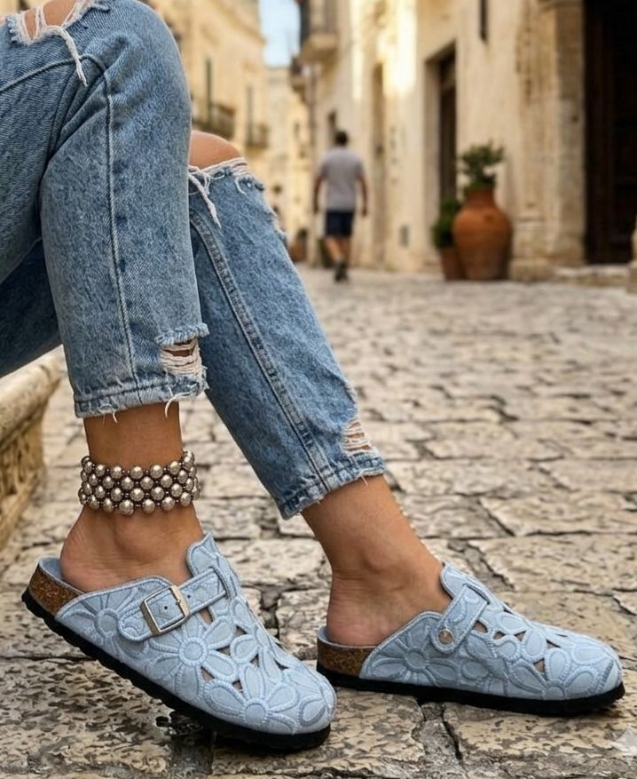 Erica Blue - Sabot