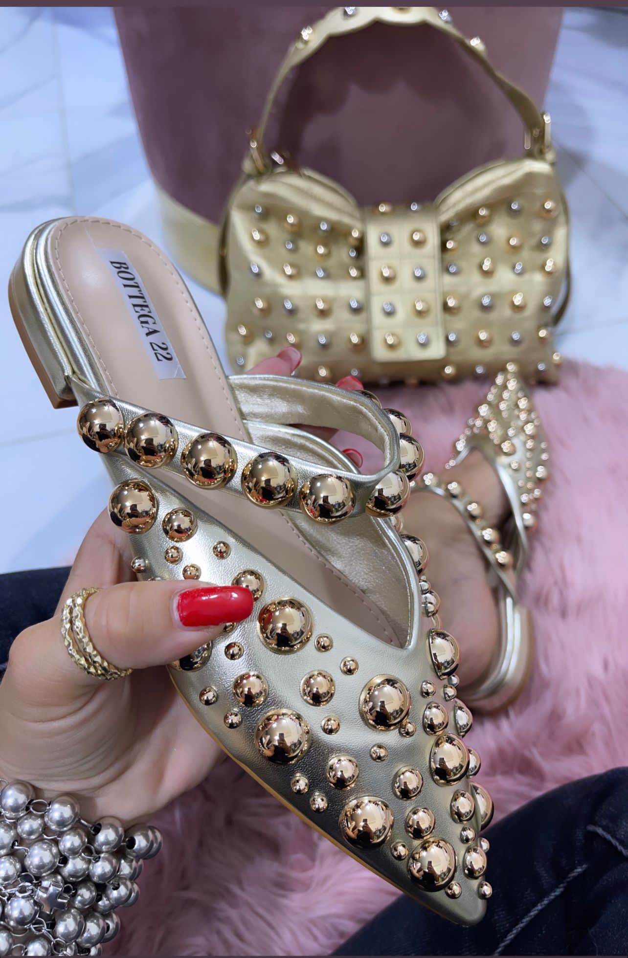Sabot Rock Gold