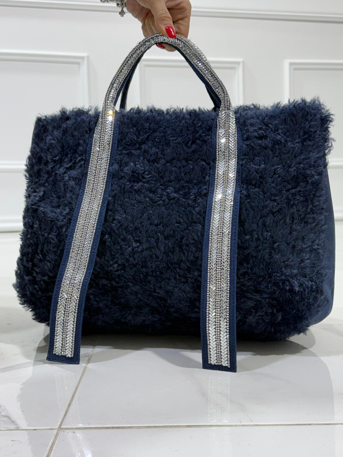 Zaira Blue - Borsa