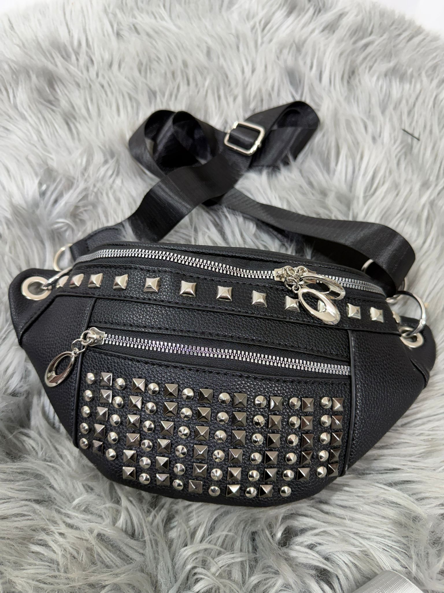 Lory Black - Marsupio