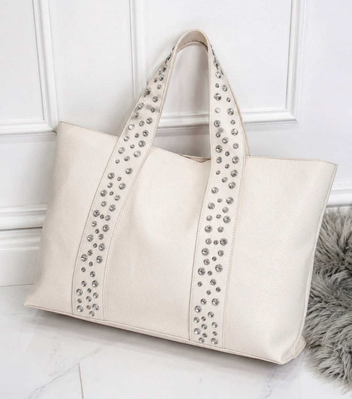 Vera White - Borsa