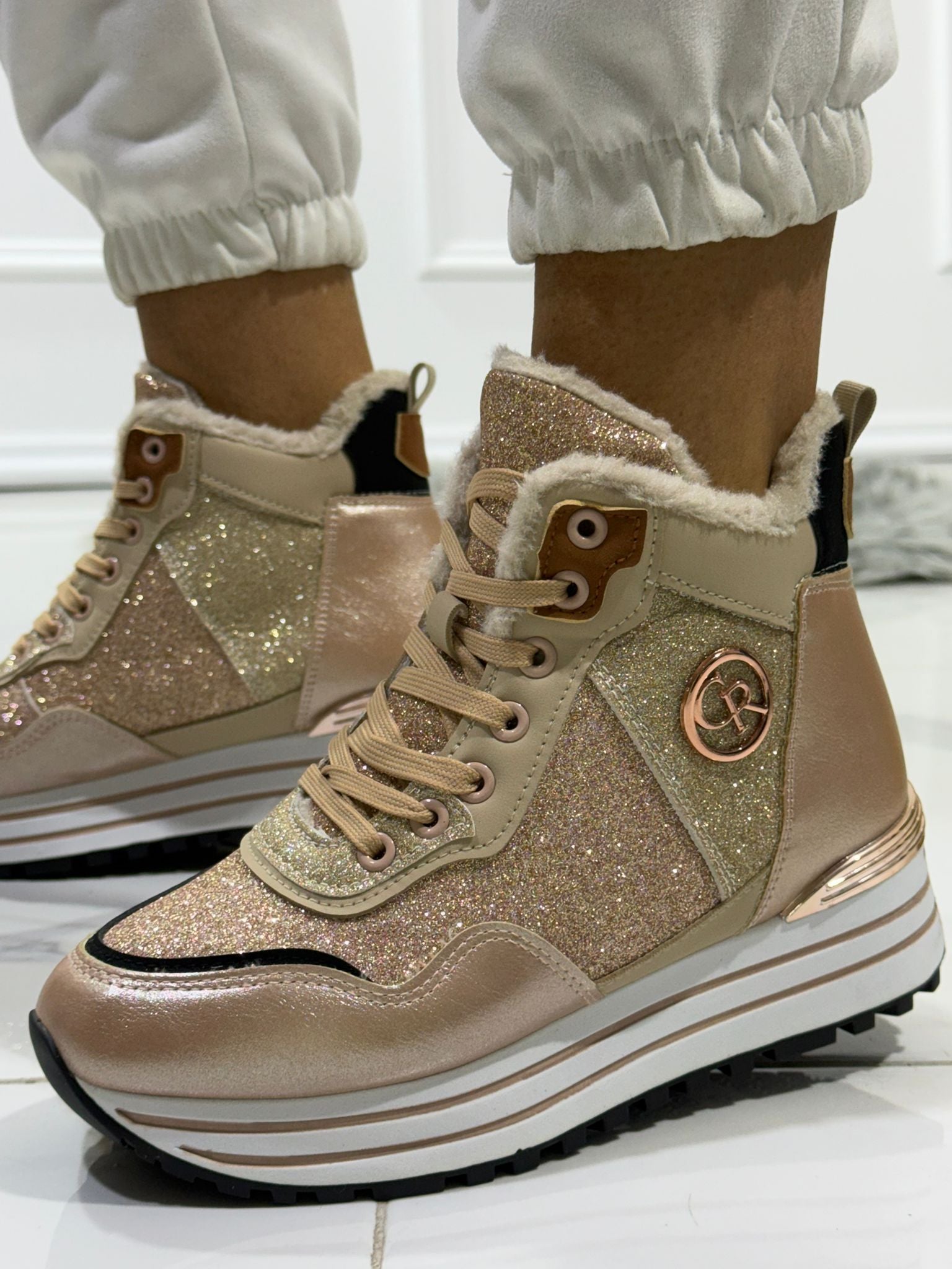 Alex Champagne - Sneakers