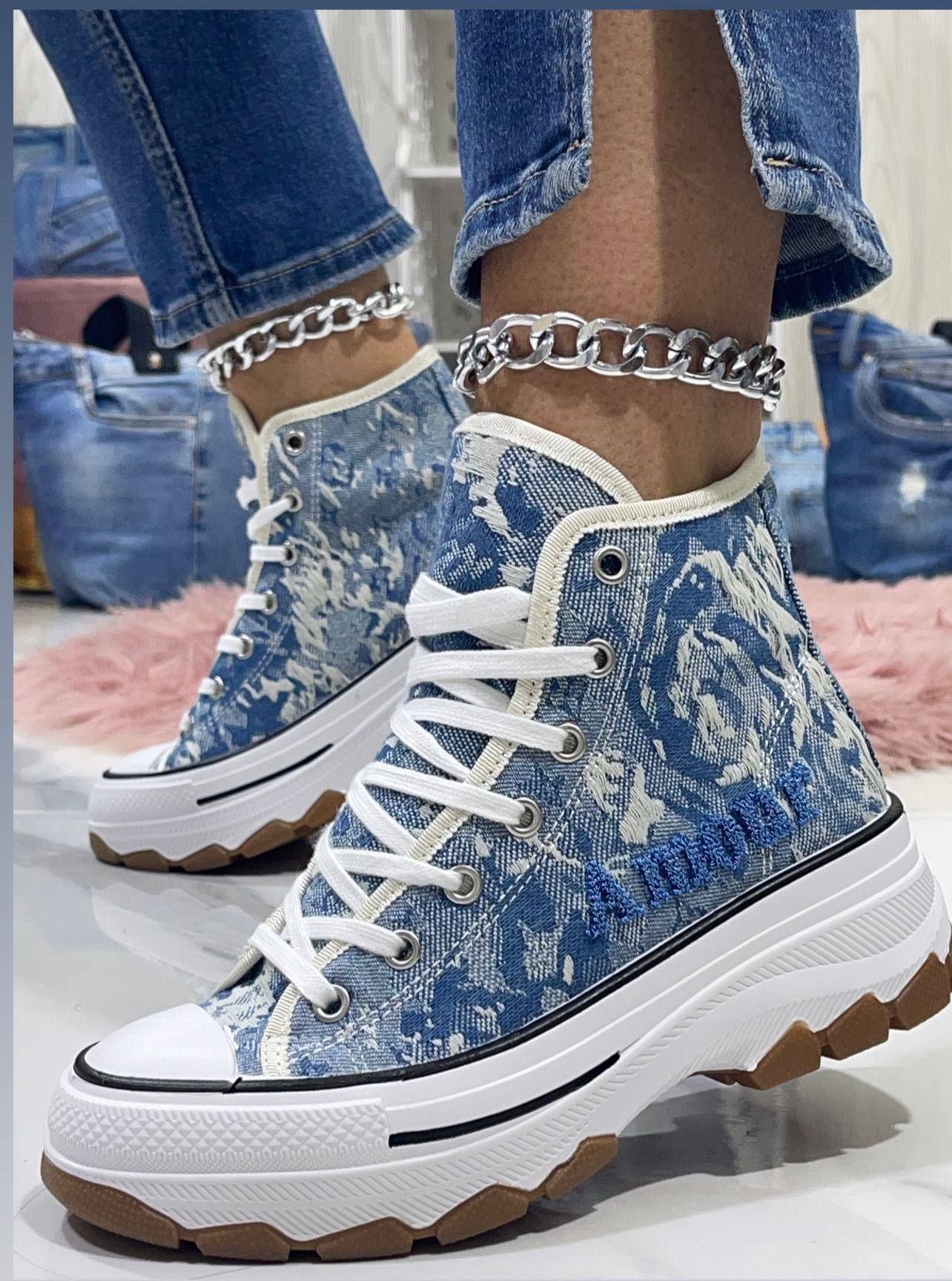 Aila Blue - Sneakers