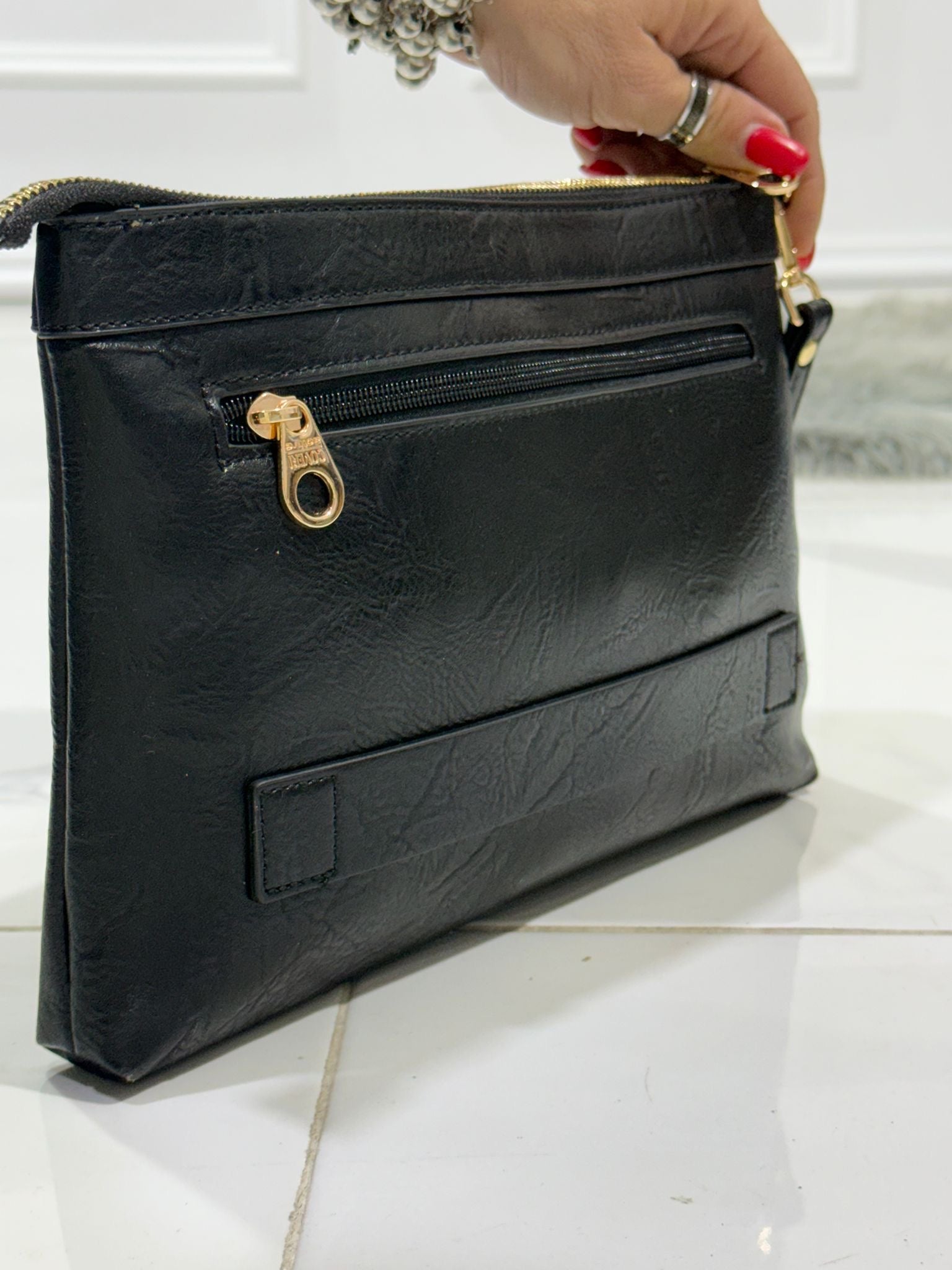 Veronica Nera - Pochette