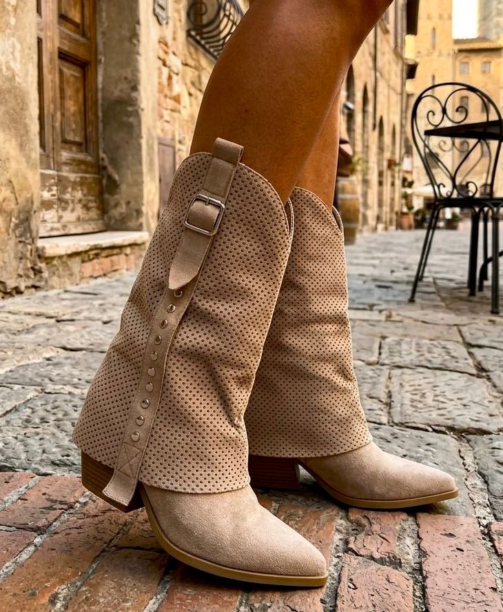 Cleopatra Beige - Stivale