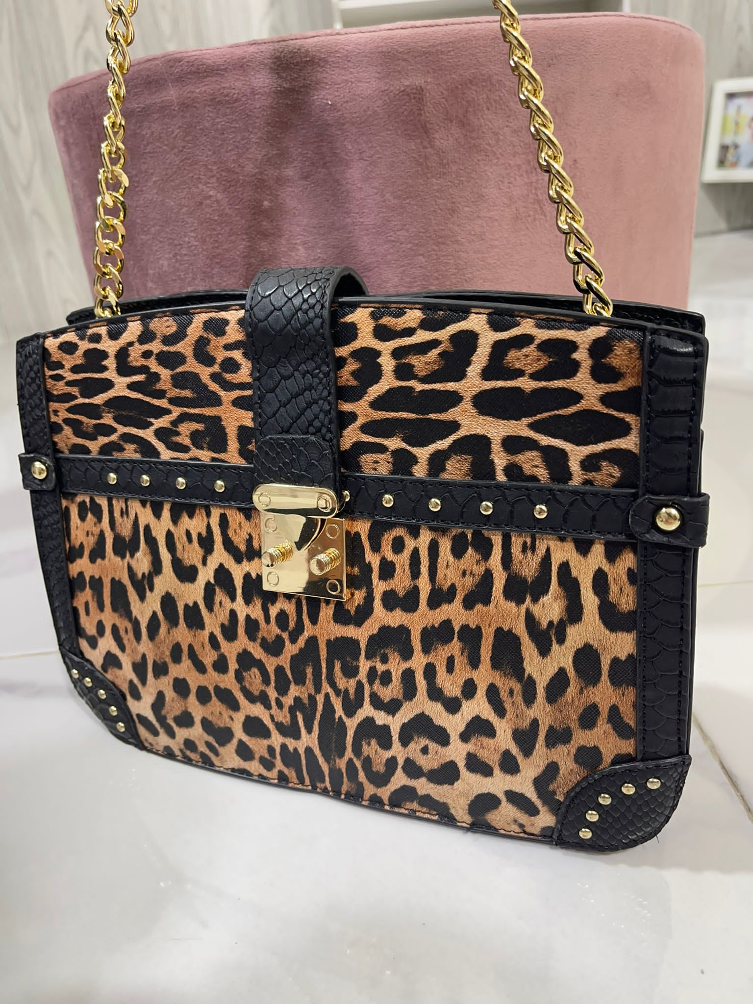 Ketty Leopard - Borsa