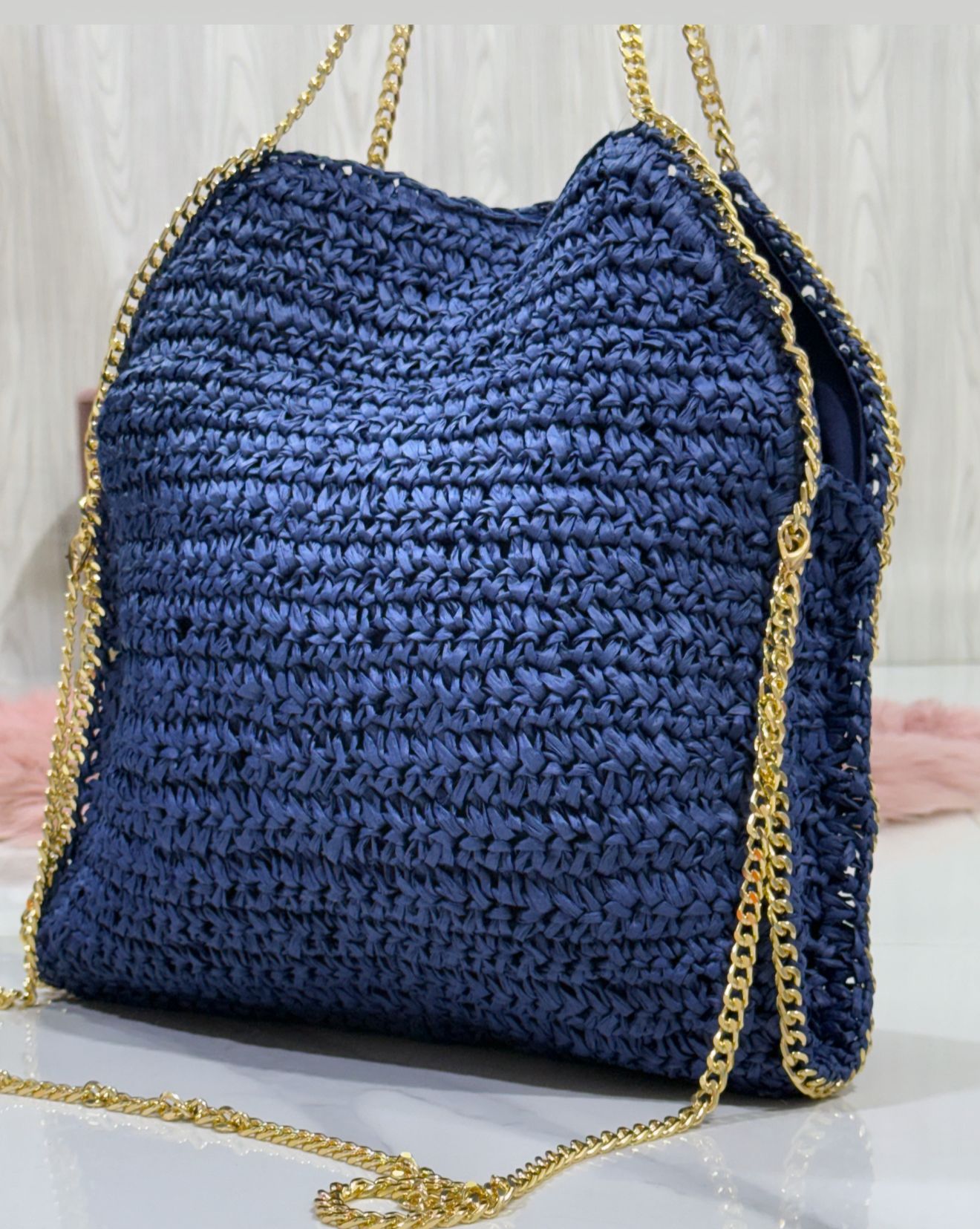 Capri Blue - Borsa