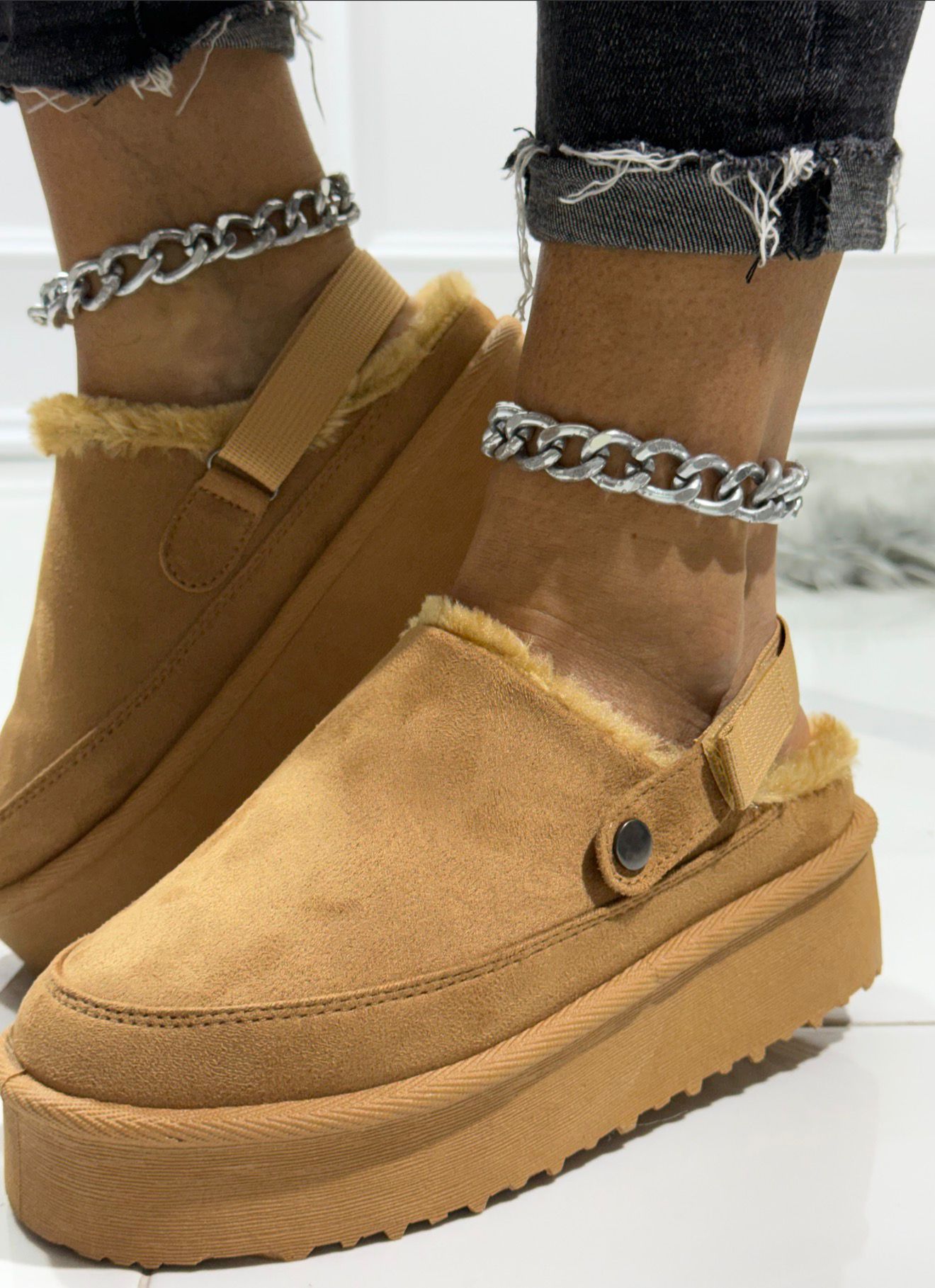 Marika Camel - Sabot