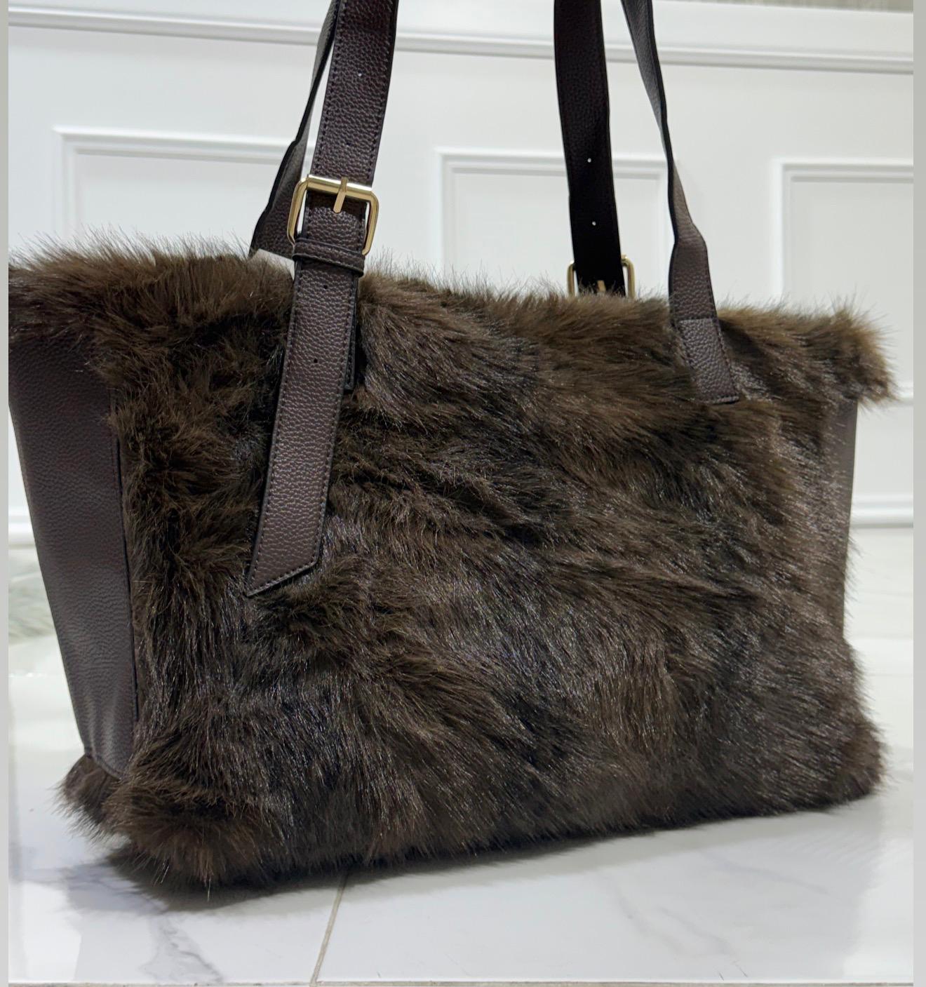 Ellen Brown  - Borsa