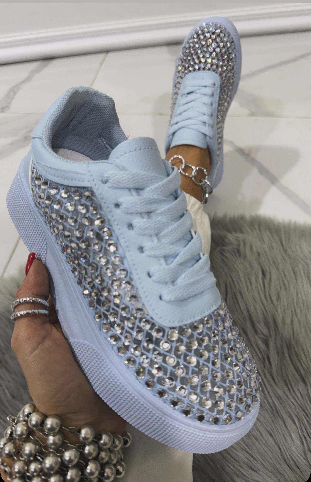 Nina Celeste - Sneakers