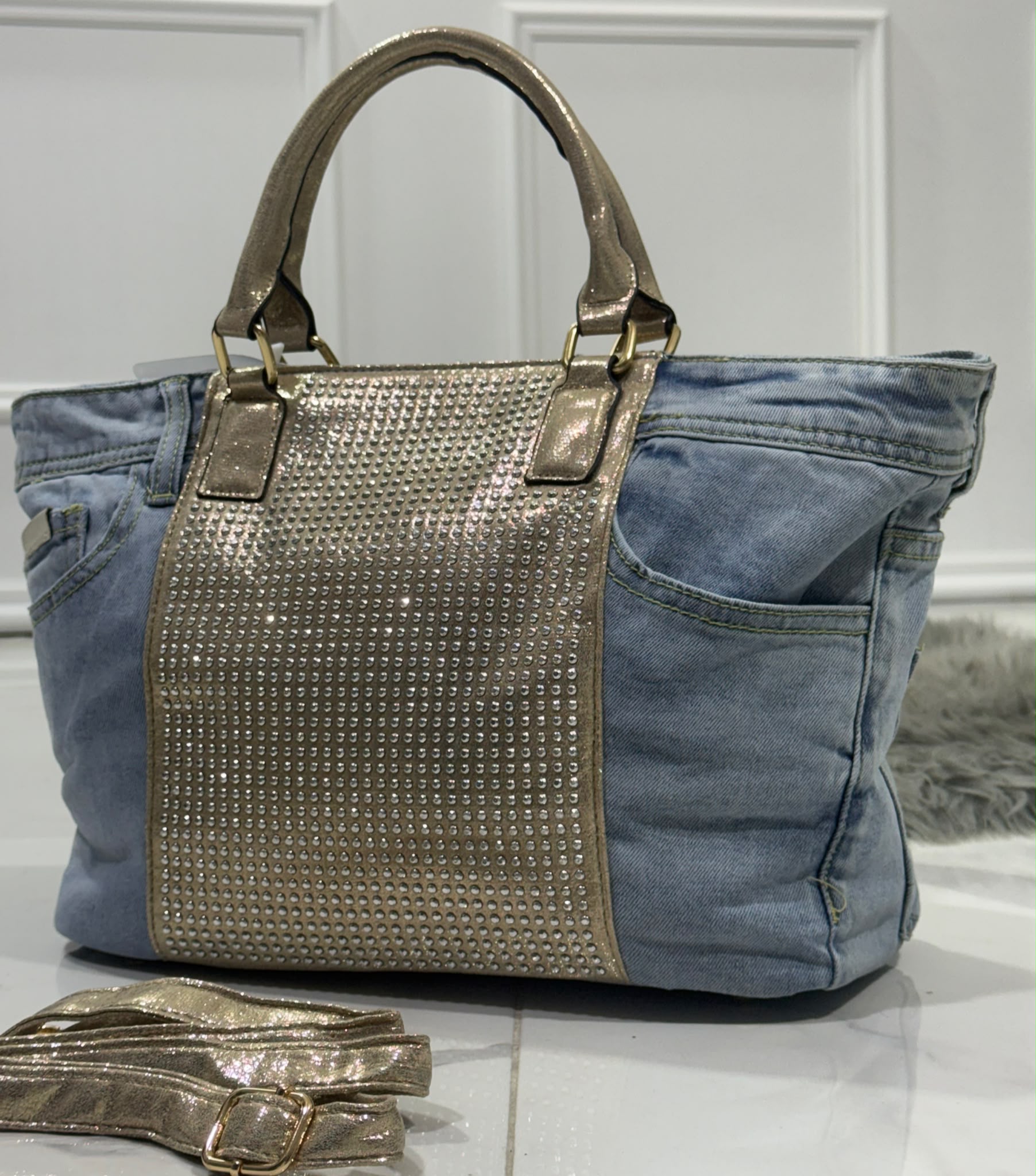 Kiss Gold - Borsa