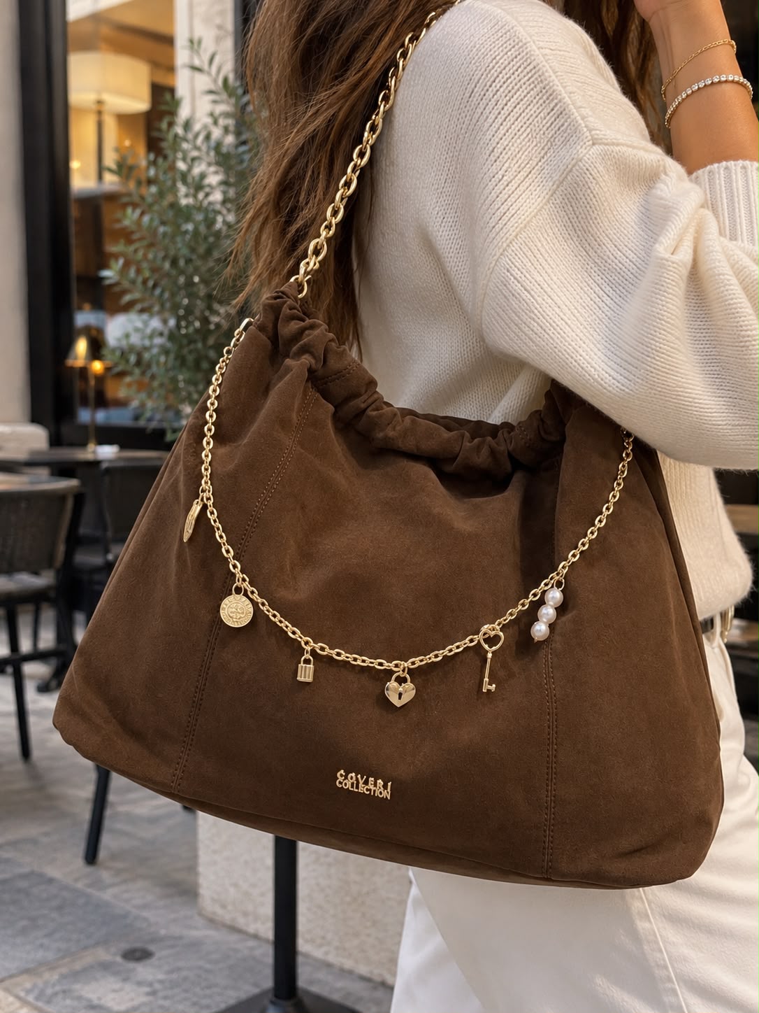 Dora  Camel - Borsa