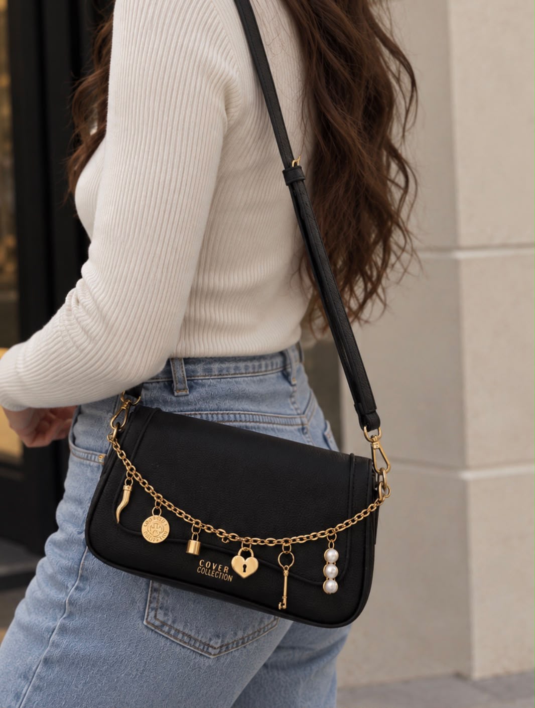 Sofia Black- Borsa