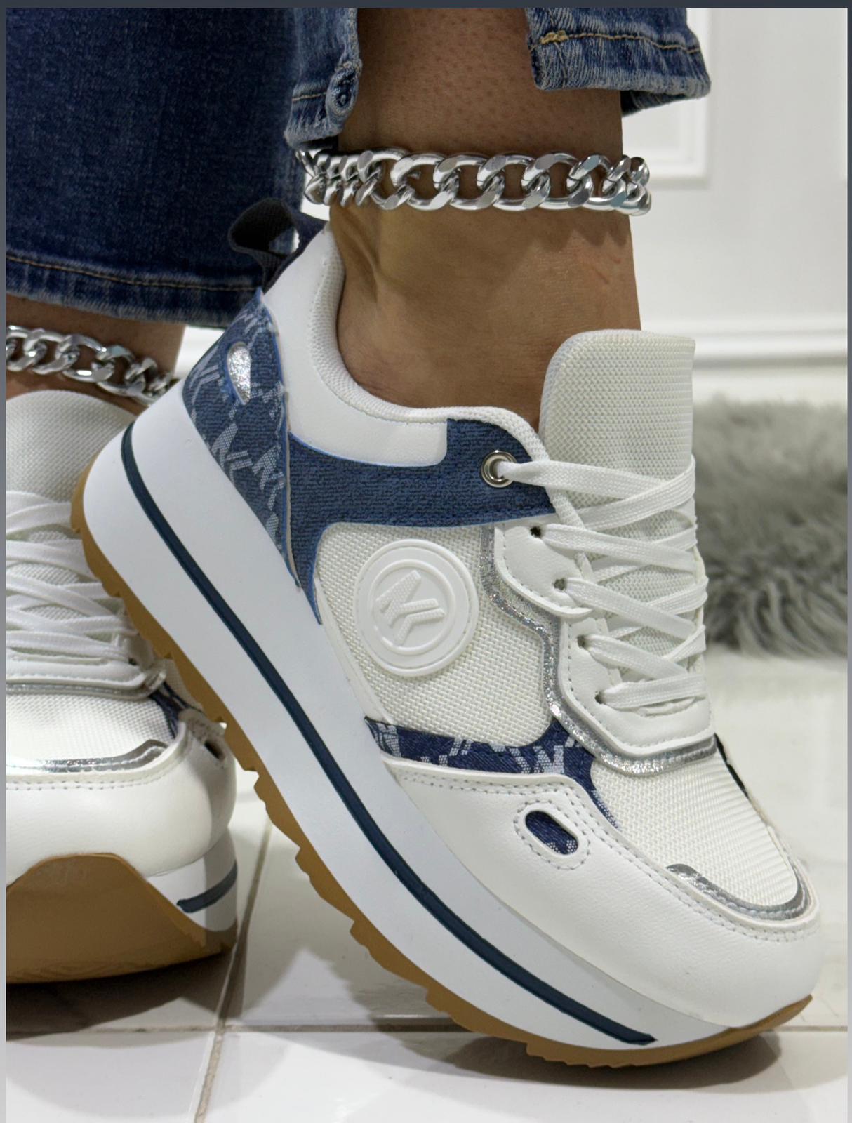 Aisha Blue - Sneakers