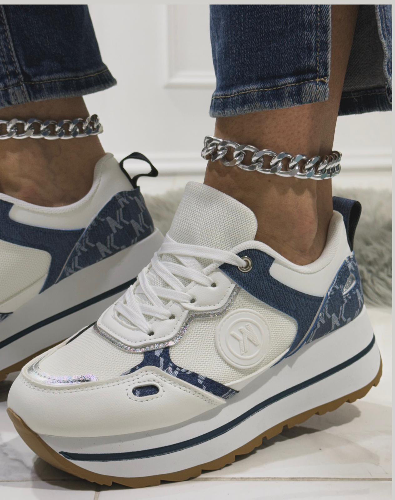 Aisha Blue - Sneakers