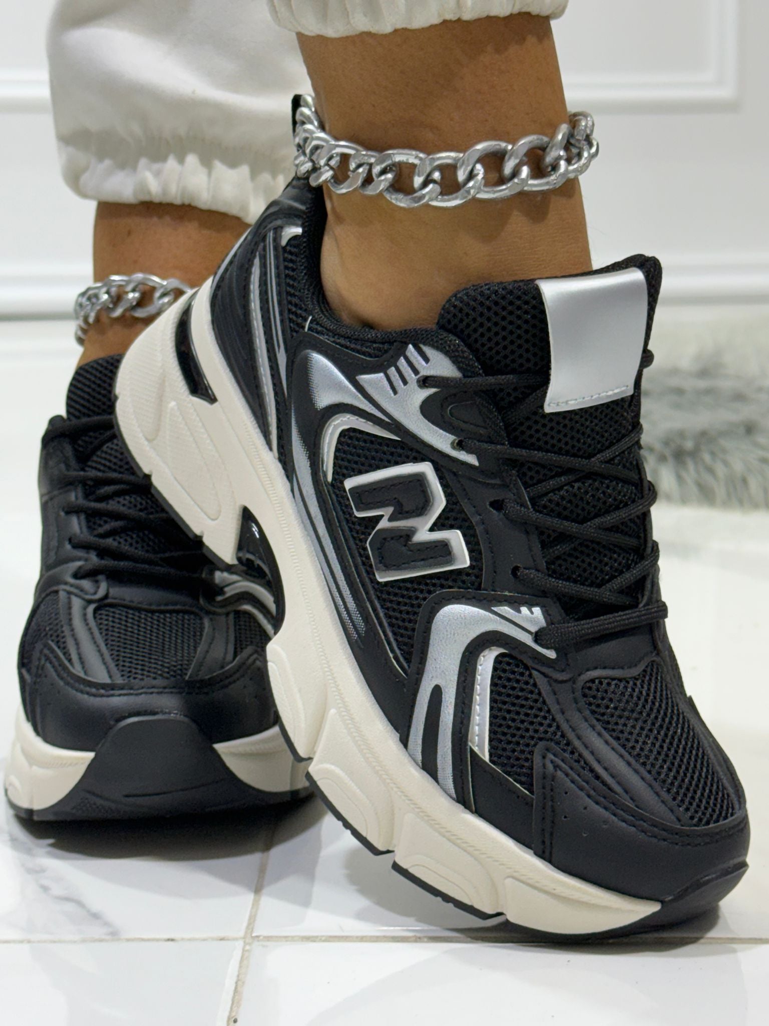 Masha Black - Sneakers
