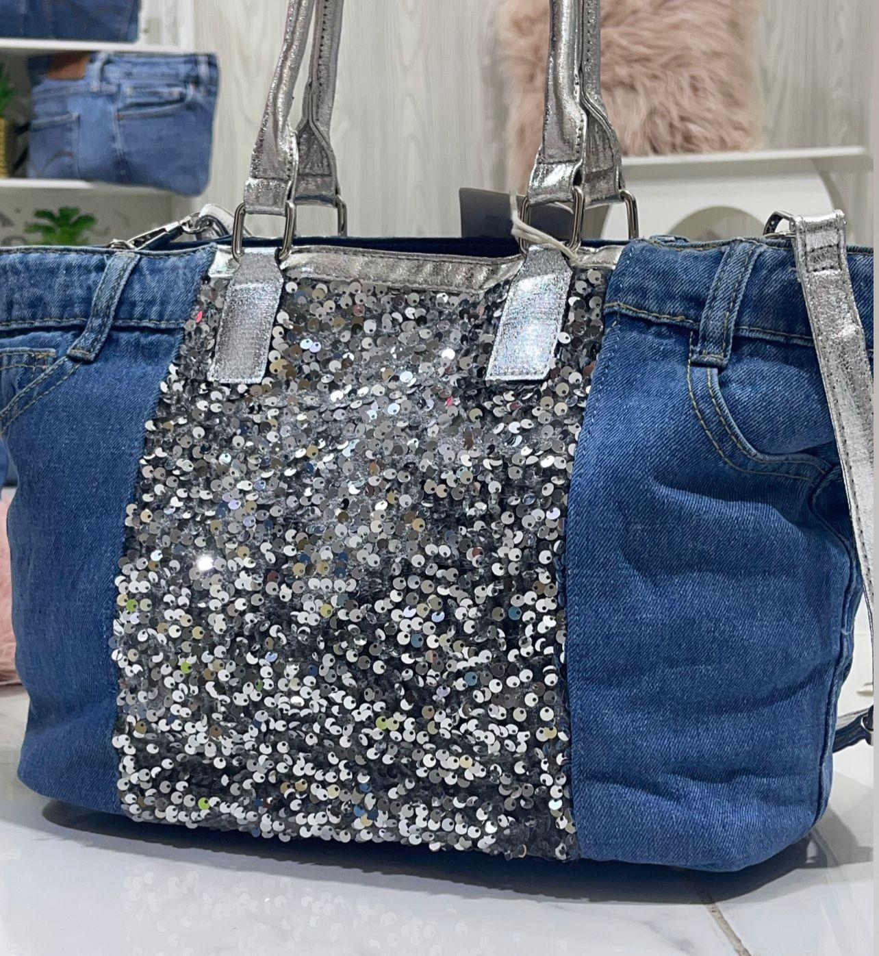 Eva Silver - Borsa